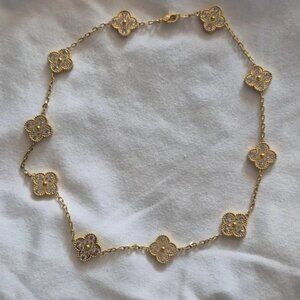 Elegant Floral Gold necklace